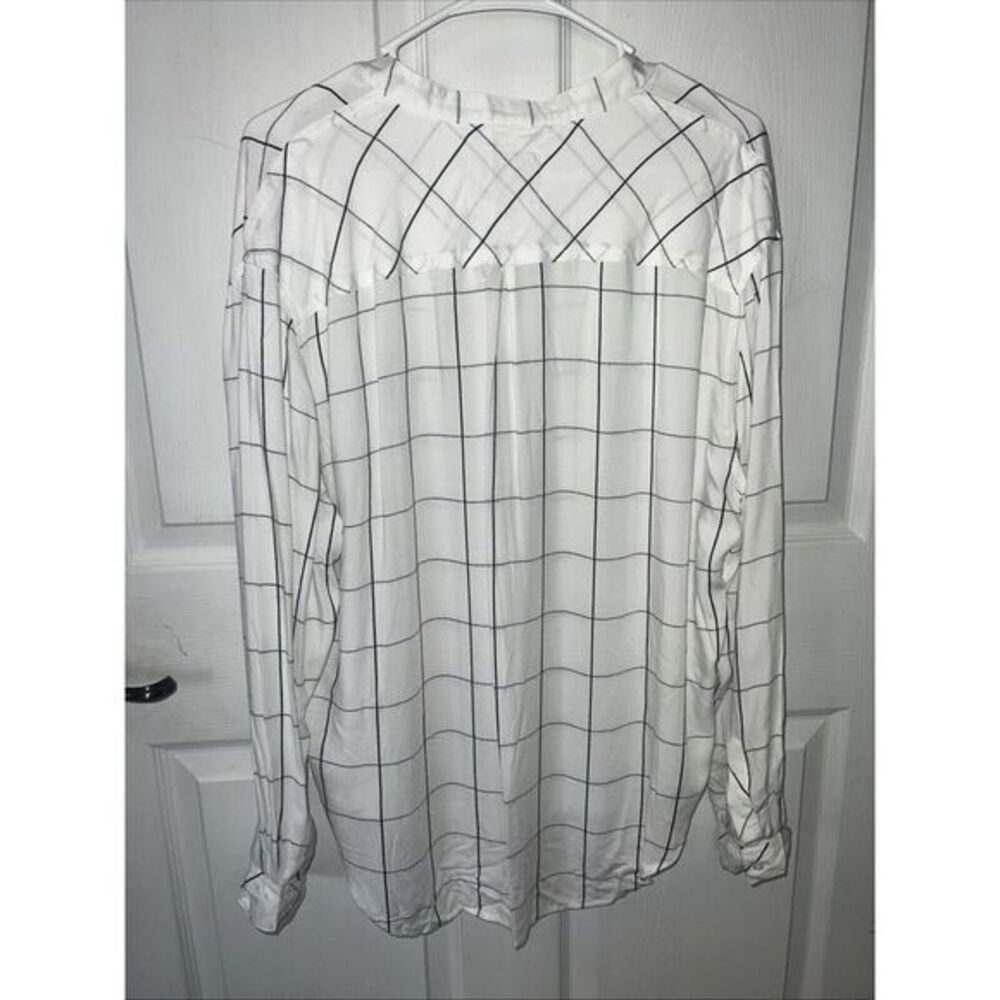 Rails Hunter Button Down Top Size Medium White Bl… - image 2